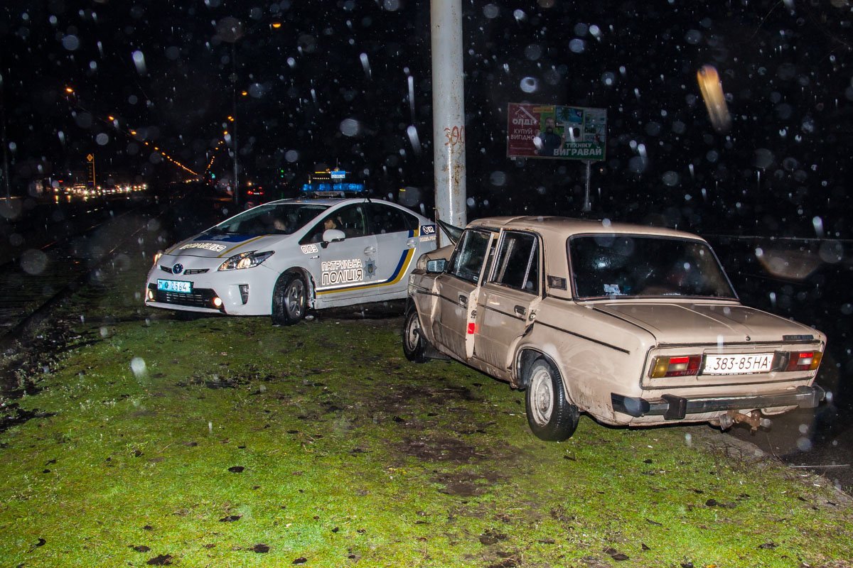 На месте работает патрульная полиция На месте работает патрульная полиция