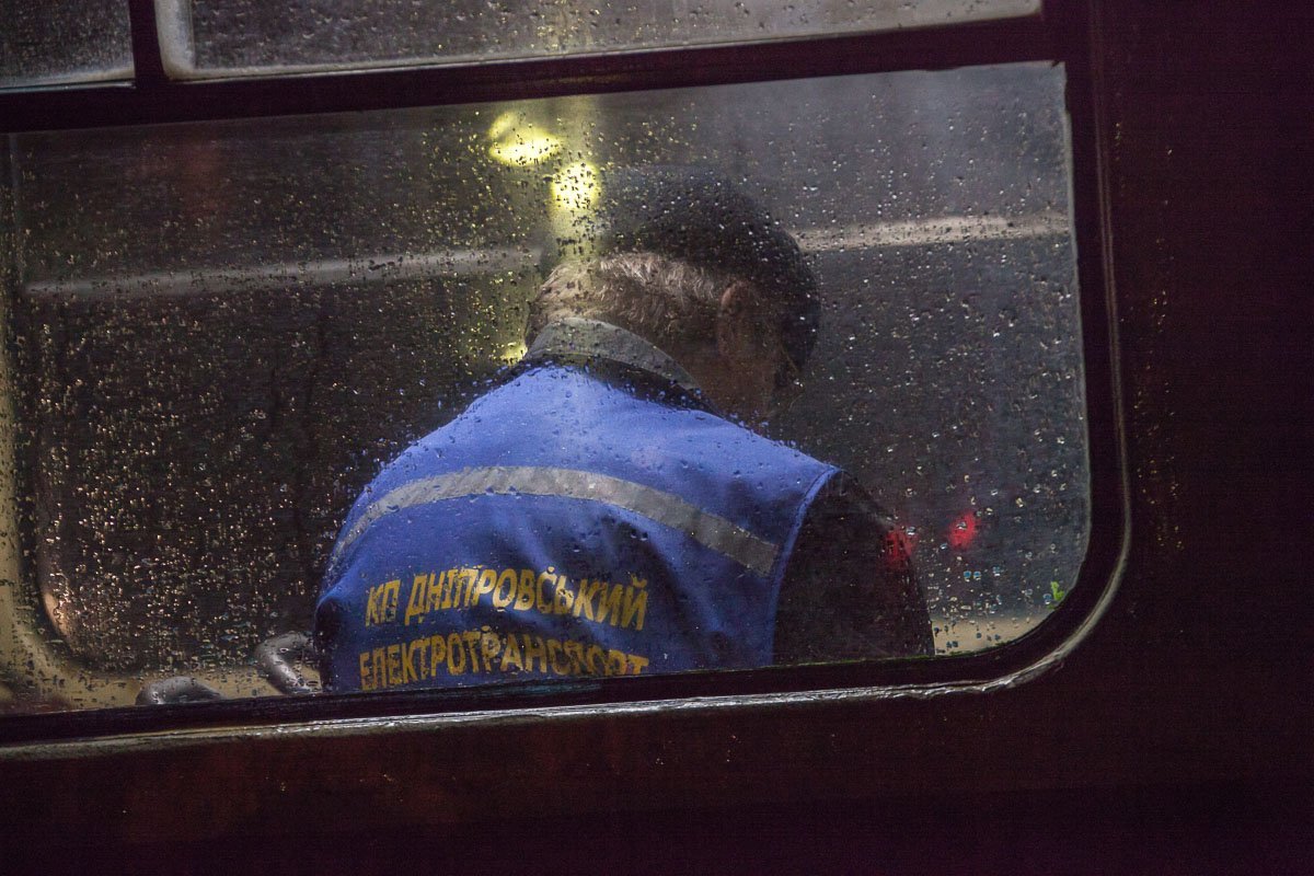 Сотрудники патрульной полиции опросили свидетелей происшествия