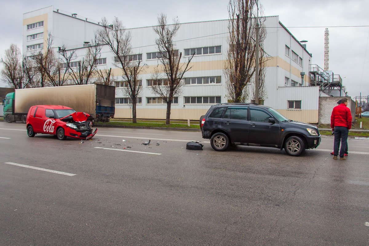 ДТП произошло напротив хлебного завода ДТП произошло напротив хлебного завода