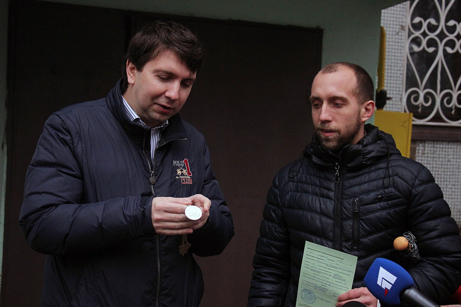 В Днепре бойцу АТО вручили ордер и ключи от квартиры 2