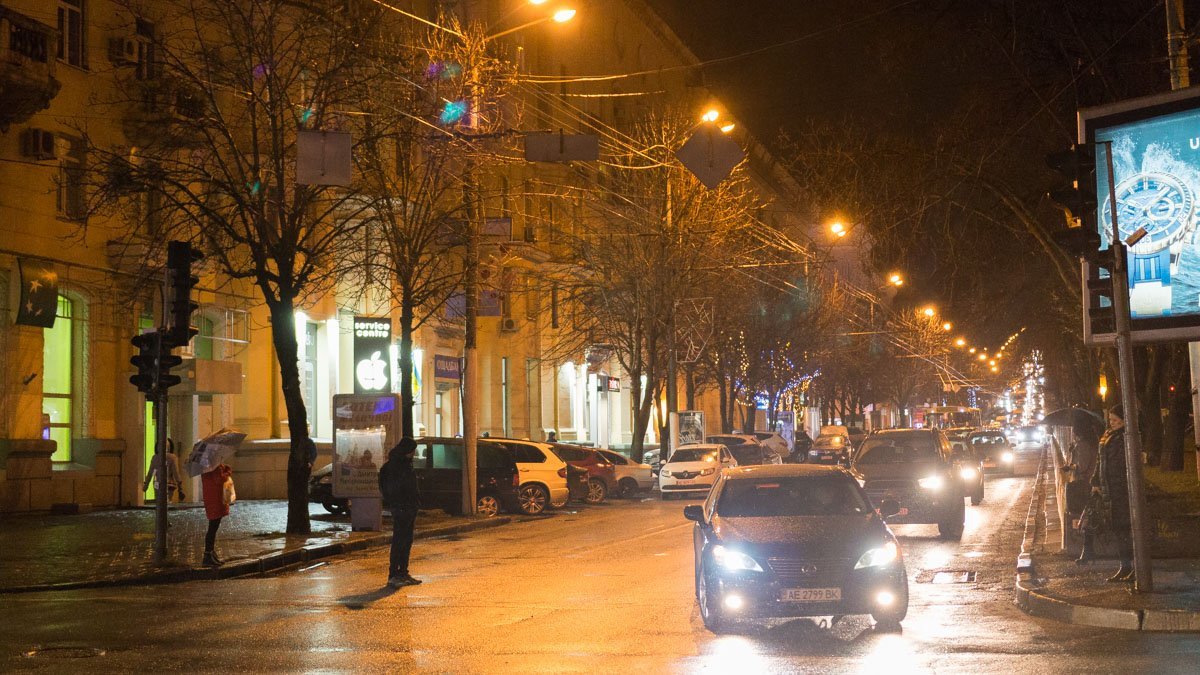 Вверх по Яворницкого движение затруднено Вверх по Яворницкого движение затруднено