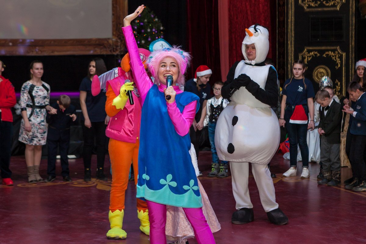 Аниматоры завели публику Аниматоры завели публику