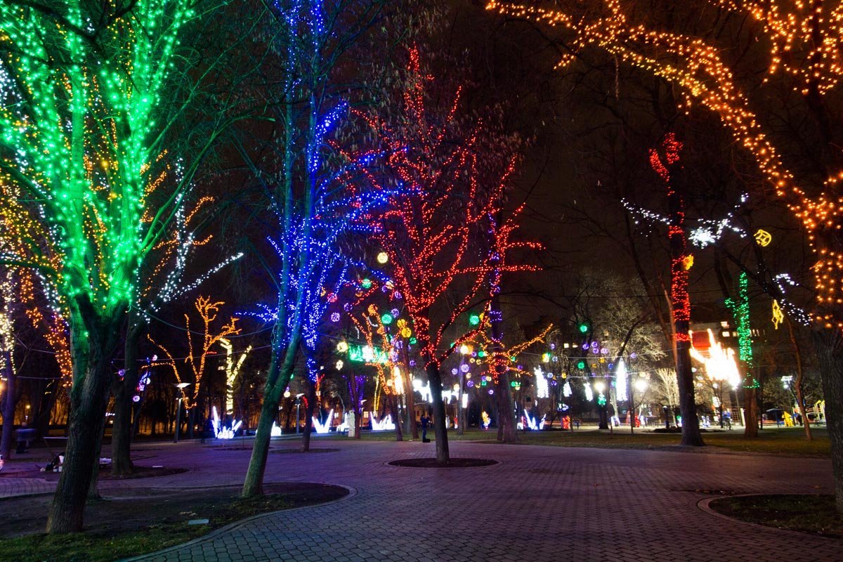 Коммунальщики подарили жителям Днепра настоящий праздник