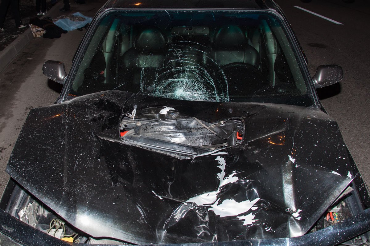 Повреждения автомобиля Повреждения автомобиля