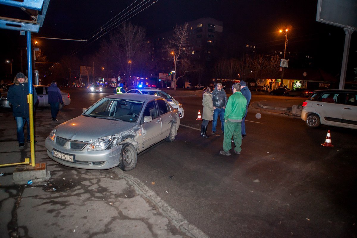 ДТП на проспекте Александра Поля ДТП на проспекте Александра Поля