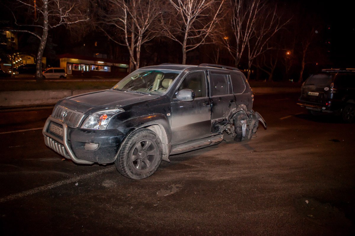 Механические повреждения на Toyota Механические повреждения на Toyota