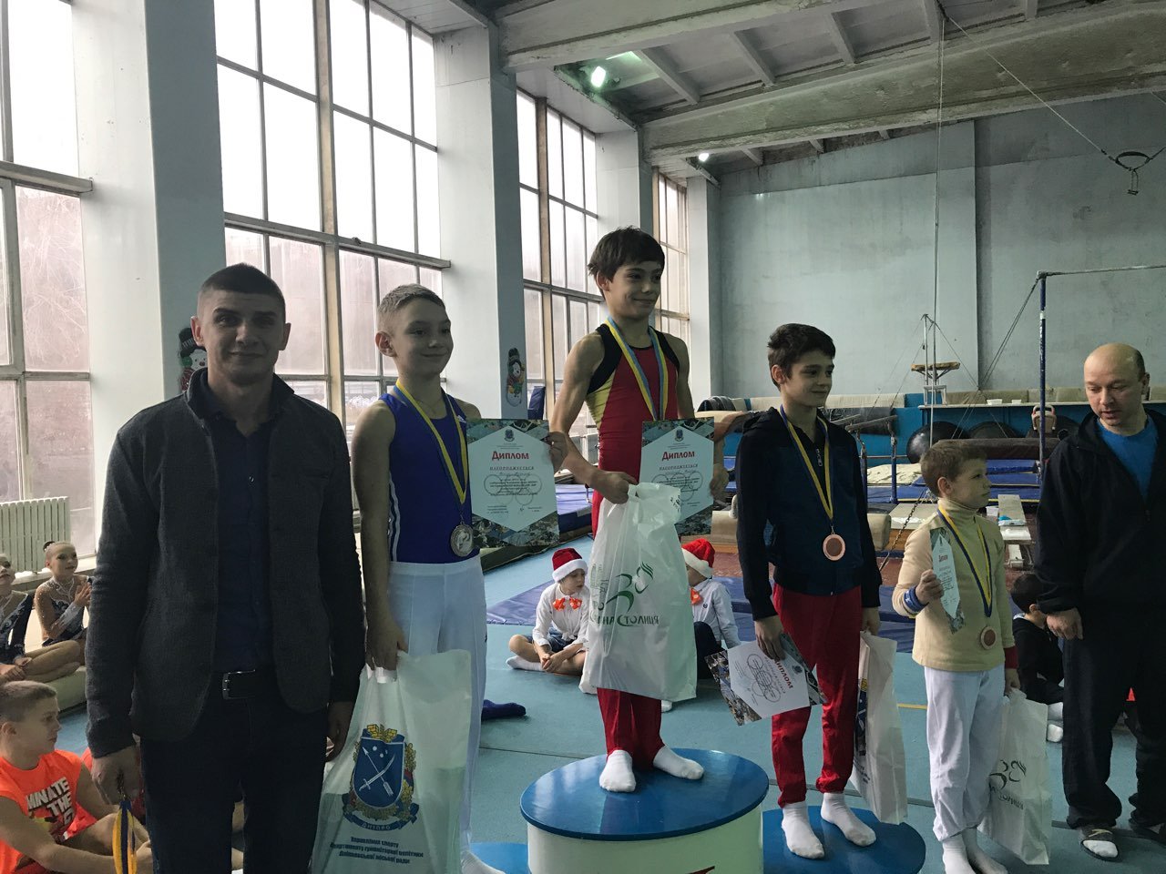 В Днепре наградили юных спортсменов 4