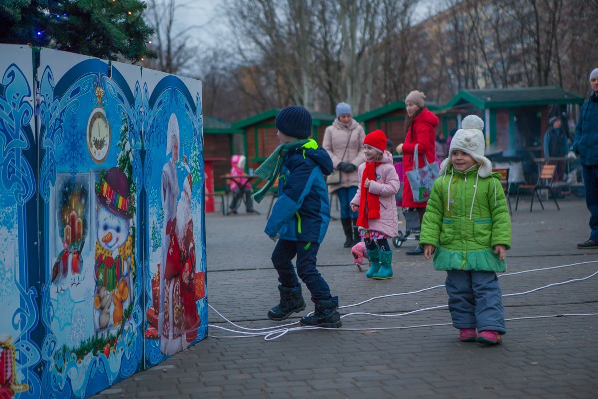 Дети веселились и знакомились друг с другом