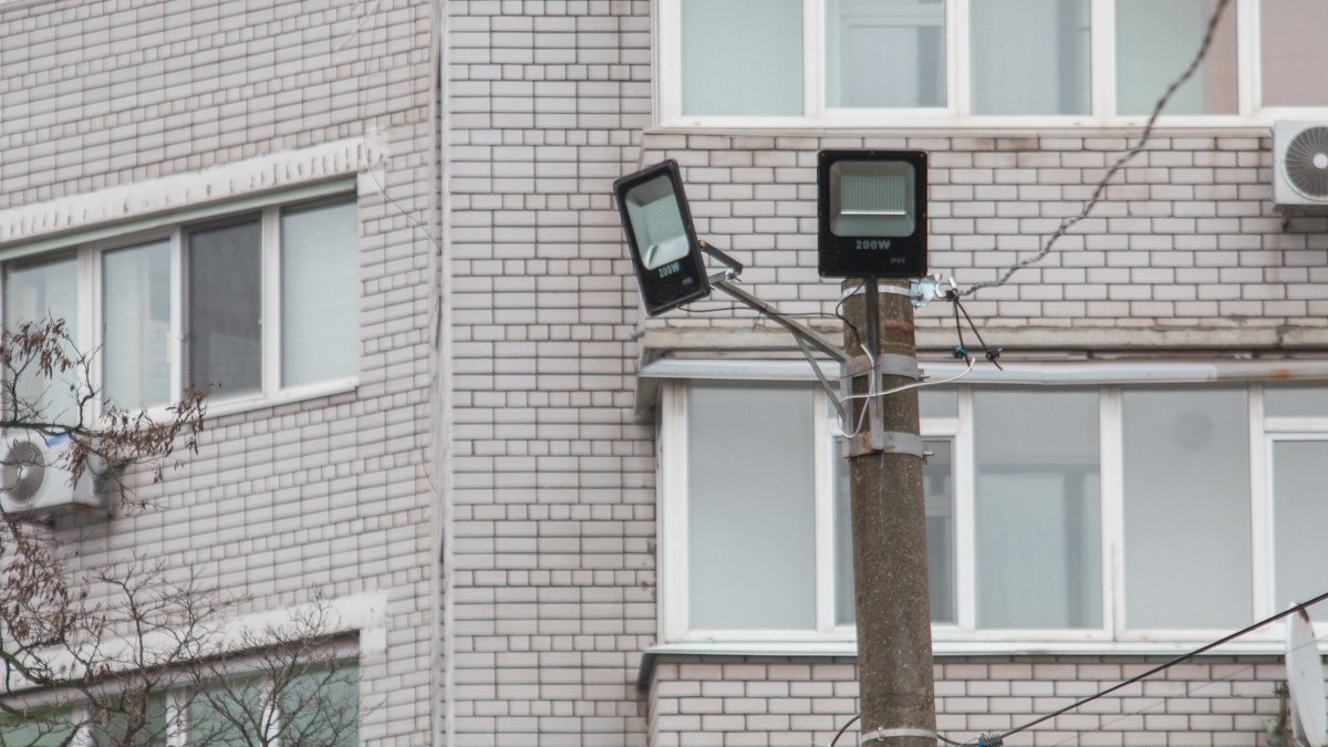 Хороший свет позволит играть даже ночью