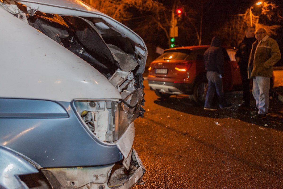 В маршрутке находились 5 пассажиров