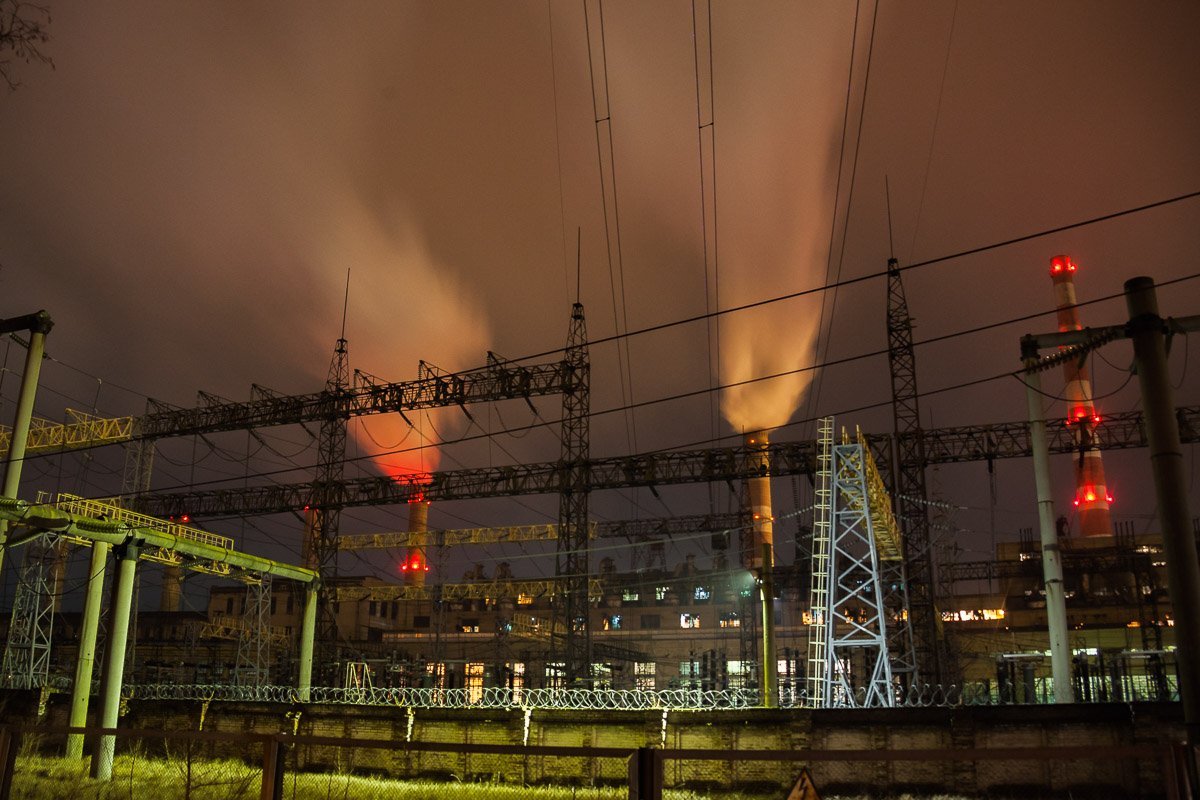 Приднепровская ТЭС на Левом берегу Днепра