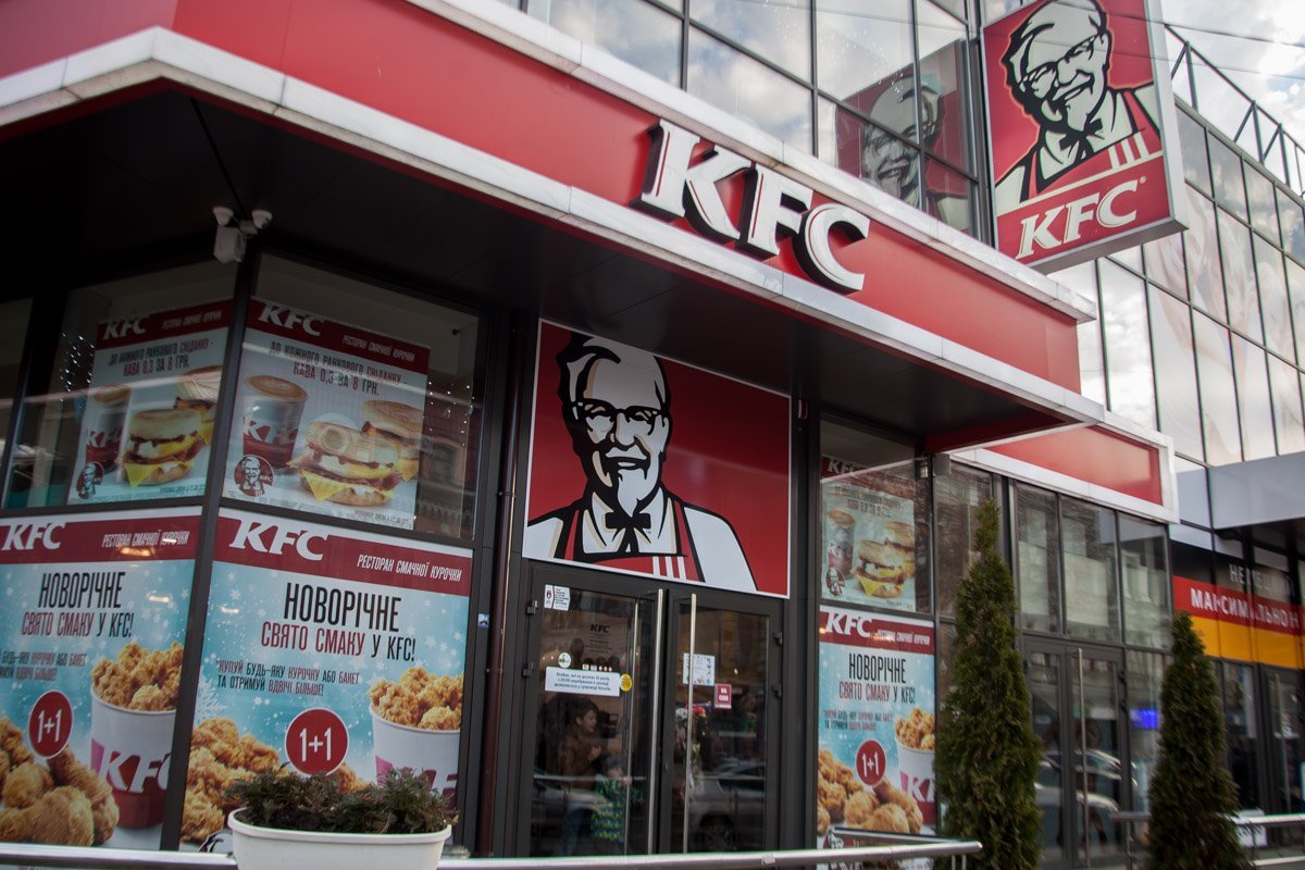 Как будут работать кафе и рестораны Днепра в Новогоднюю ночь и на Рождество 10