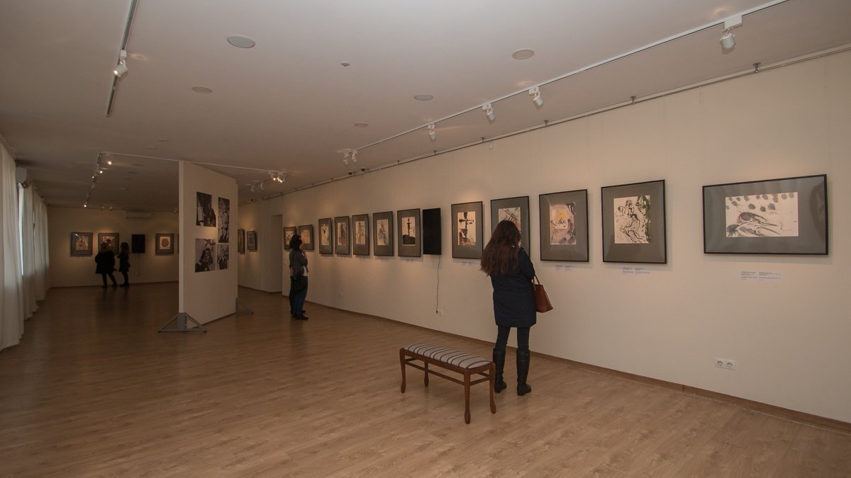 Насладится работами художника можно до марта 2018 года Насладится работами художника можно до марта 2018 года