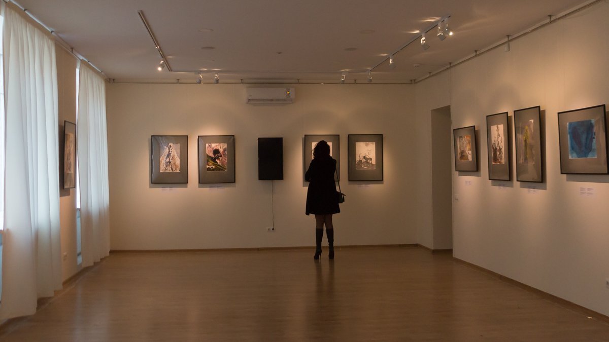 Посетителей в первый день пришло немного Посетителей в первый день пришло немного