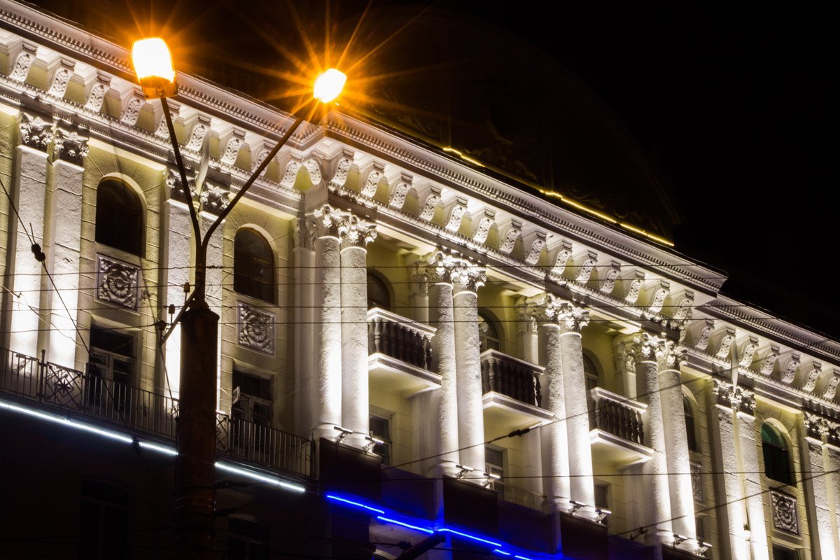 Теперь видны оригинальные архитектурные формы дома Теперь видны оригинальные архитектурные формы дома