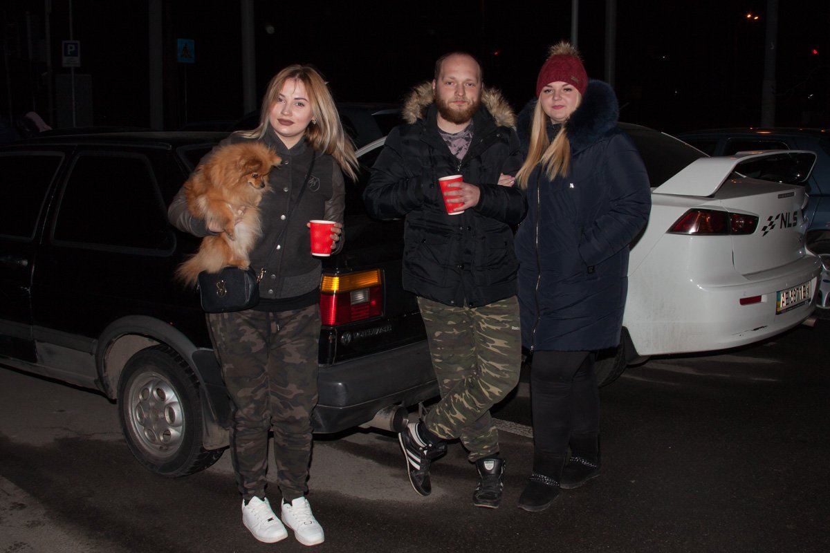 А кто-то согревался обычным кофе А кто-то согревался обычным кофе