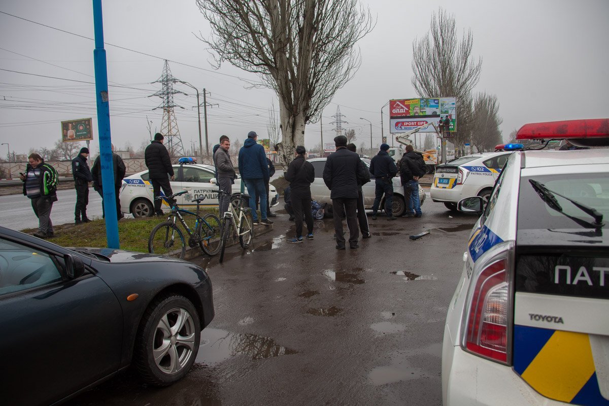 Свидетелей происходящего было много Свидетелей происходящего было много