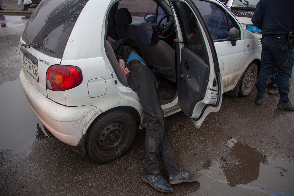 Мужчина угрожал полиции и нецензурно выражался Мужчина угрожал полиции и нецензурно выражался