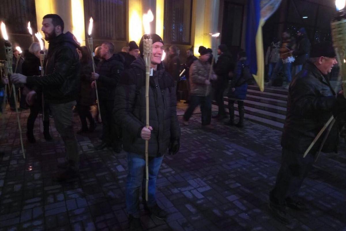 В Днепре началось факельное шествие в честь Степана Бандеры 2