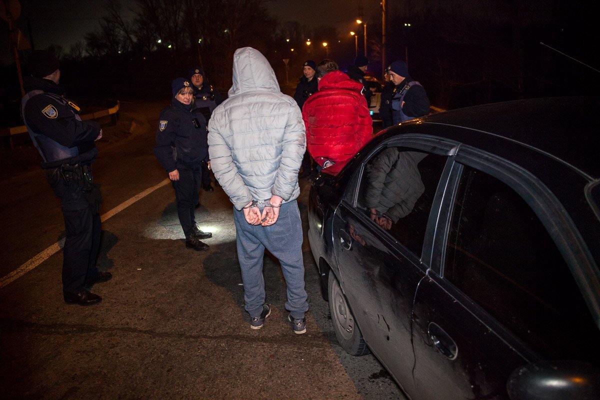 По словам мужчин, они приехали в Днепр отдыхать По словам мужчин, они приехали в Днепр отдыхать