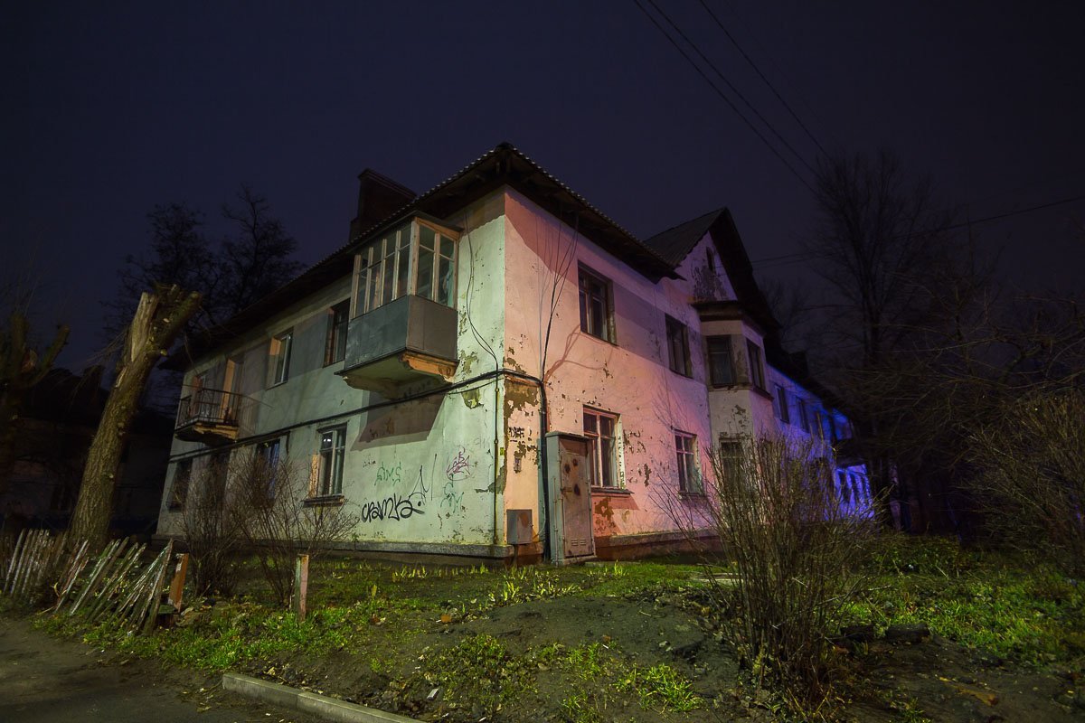 Кроме многоэтажек тут можно найти и дома немецкого образца Кроме многоэтажек тут можно найти и дома немецкого образца