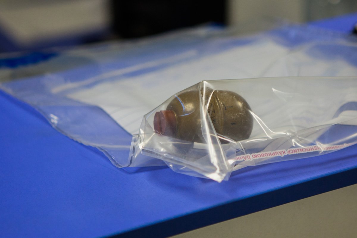 В сумке военнослужащего находился корпус от ручной гранаты РГД-5 и несколько гильз