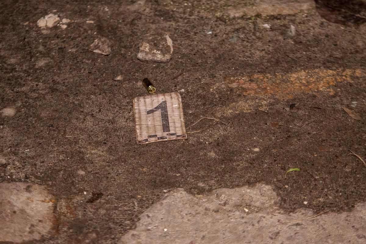 Нападавшие открыли огонь из травматического пистолета