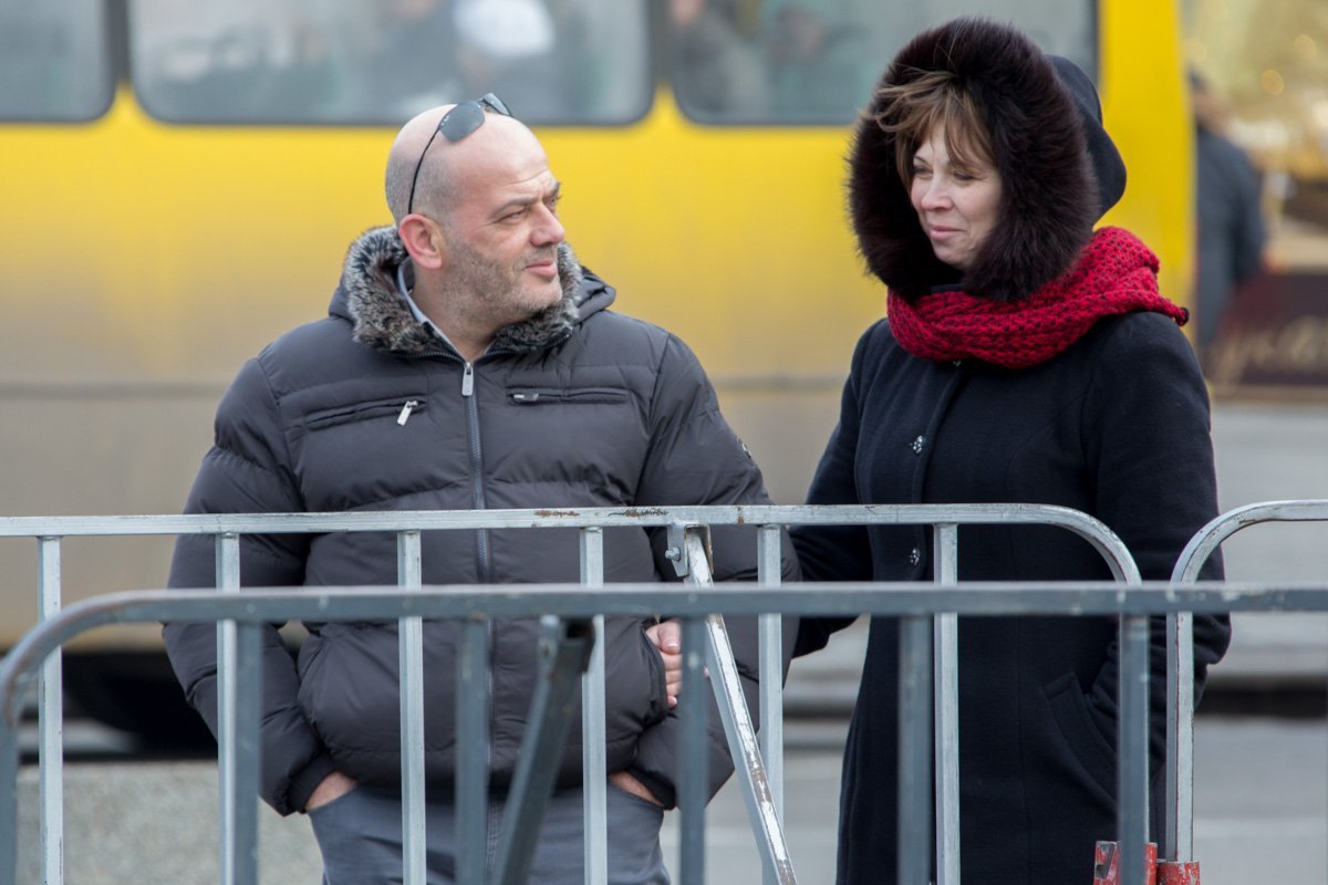 Любовь - это держаться за руку в любом возрасте