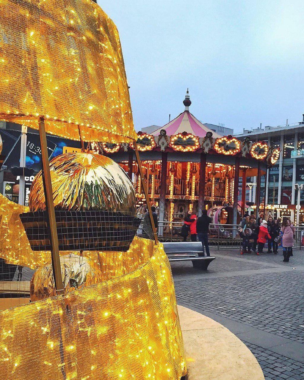 Европейская площадь, фото: apavlyk  Европейская площадь, фото: apavlyk