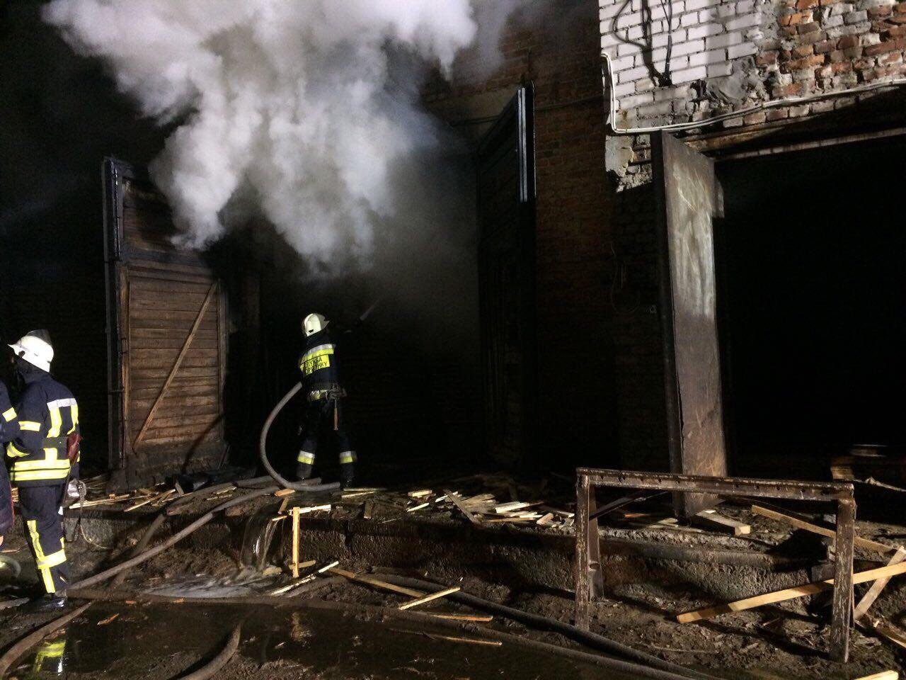 Пожар удалось локализовать в 02:45