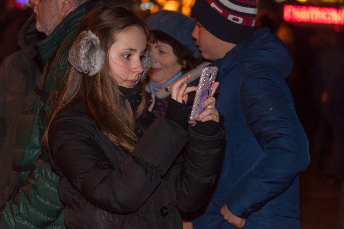 Слишком много лайков на фото в Instagram