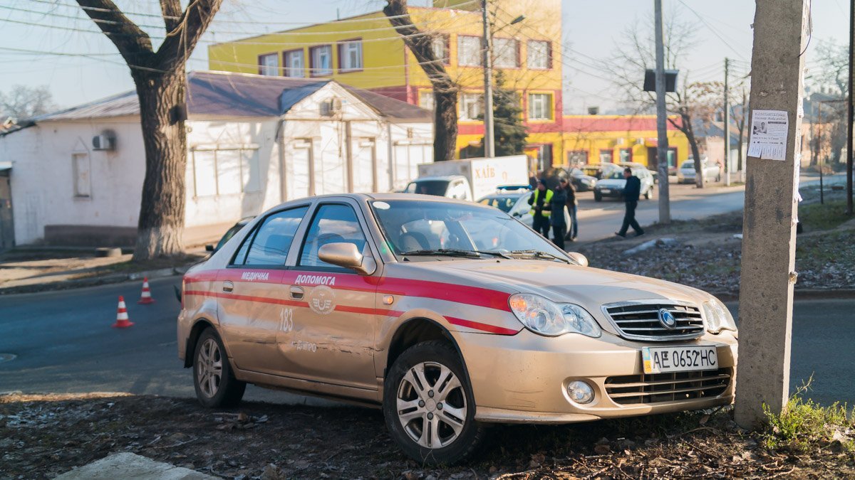 ДТП произошло на пересечении улиц Камчатской и Выборгской ДТП произошло на пересечении улиц Камчатской и Выборгской