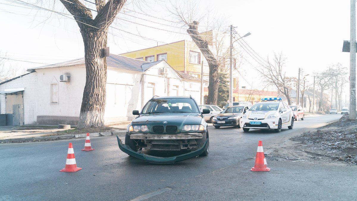 На место ДТП не вызывали "скорую": оба участника ДТП чувствуют себя нормально На место ДТП не вызывали "скорую": оба участника ДТП чувствуют себя нормально