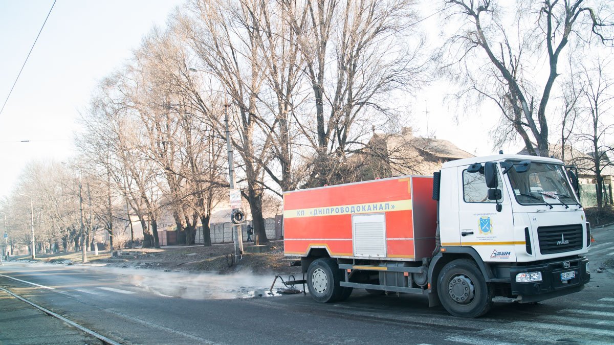 Авария не мешает движению транспорта Авария не мешает движению транспорта