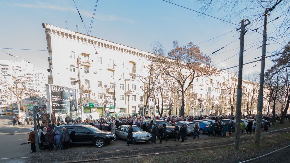 Верующие прошлись по центру города