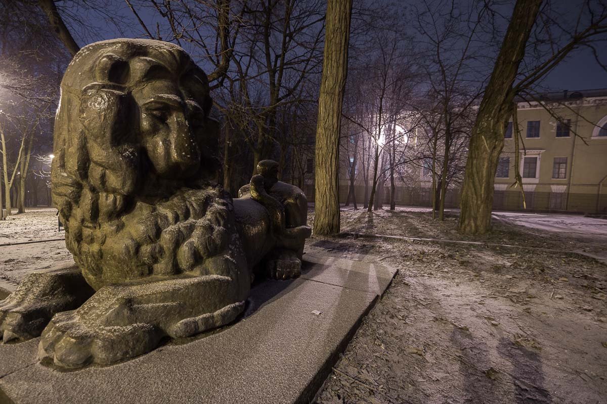 Хранитель маленькой истории большого города Хранитель маленькой истории большого города