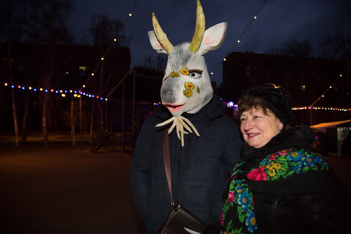 В шествии приняли участие жители всех возрастов В шествии приняли участие жители всех возрастов