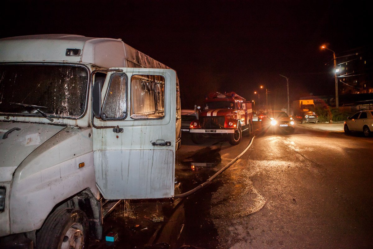 Возгорание произошло по адресу улица Василия Макухи, 3 Возгорание произошло по адресу улица Василия Макухи, 3