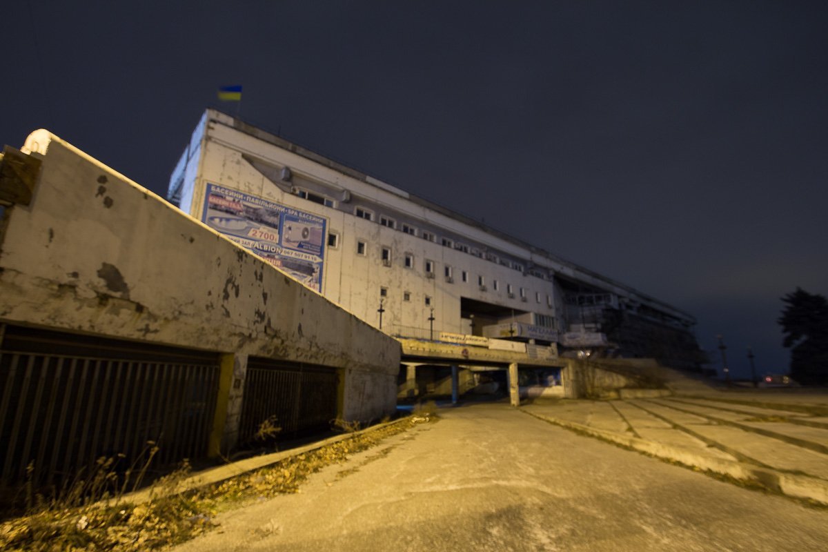 Архитектором является Владимир Веснин, который также спроектировал здание автовокзала Архитектором является Владимир Веснин, который также спроектировал здание автовокзала