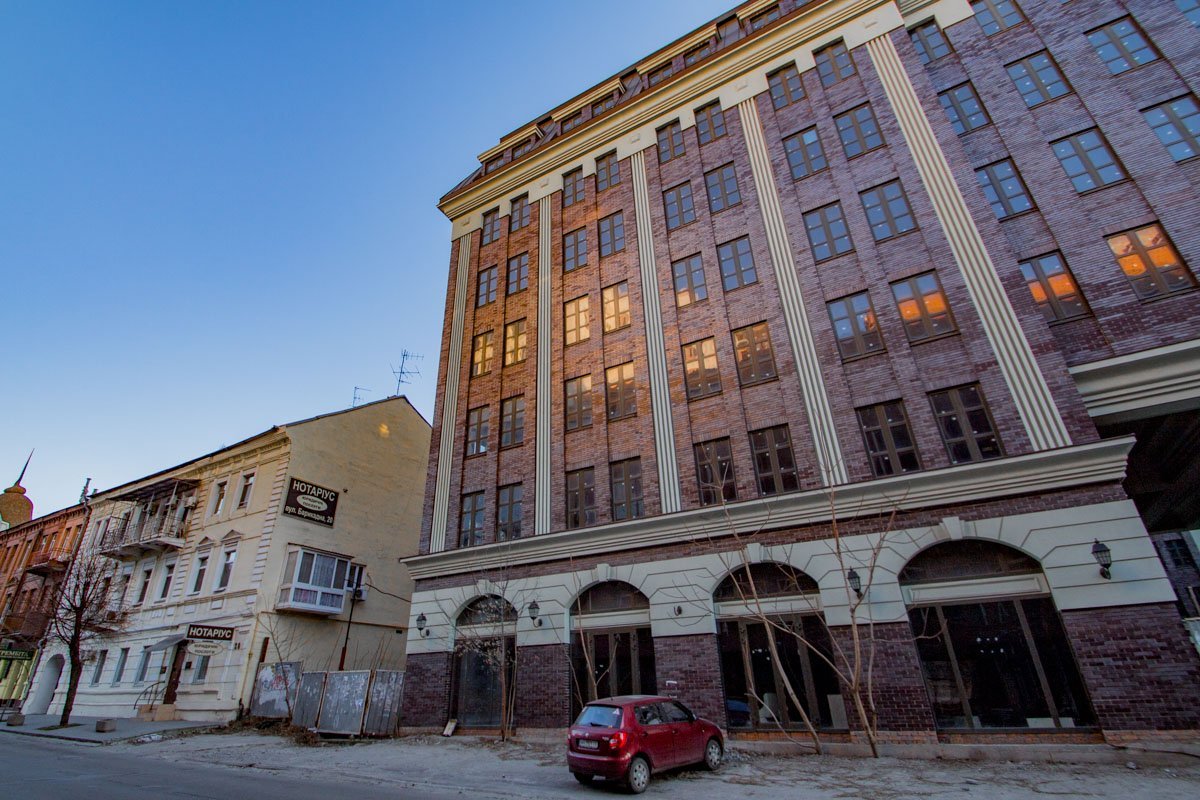 Самые ужасные строения — это те, бюджет которых был слишком велик для поставленных целей Самые ужасные строения — это те, бюджет которых был слишком велик для поставленных целей