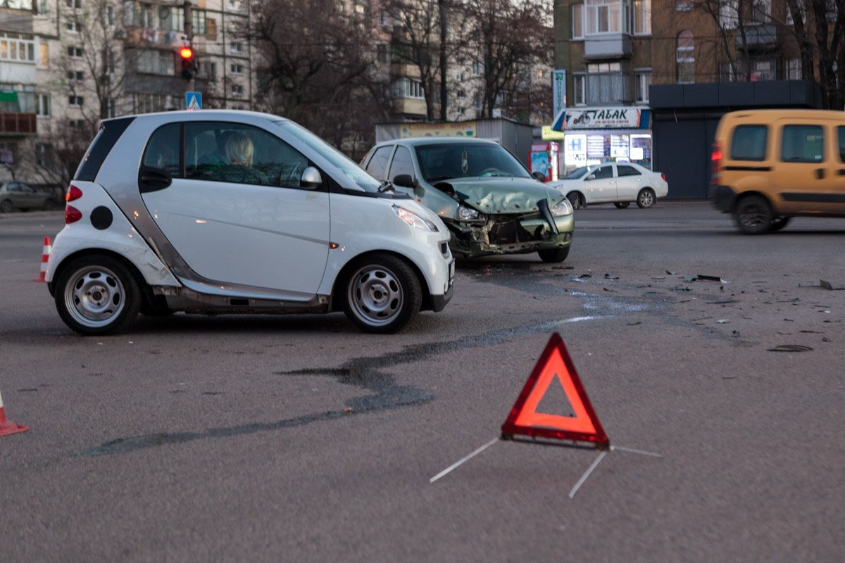 Правоохранители выясняют детали аварии Правоохранители выясняют детали аварии
