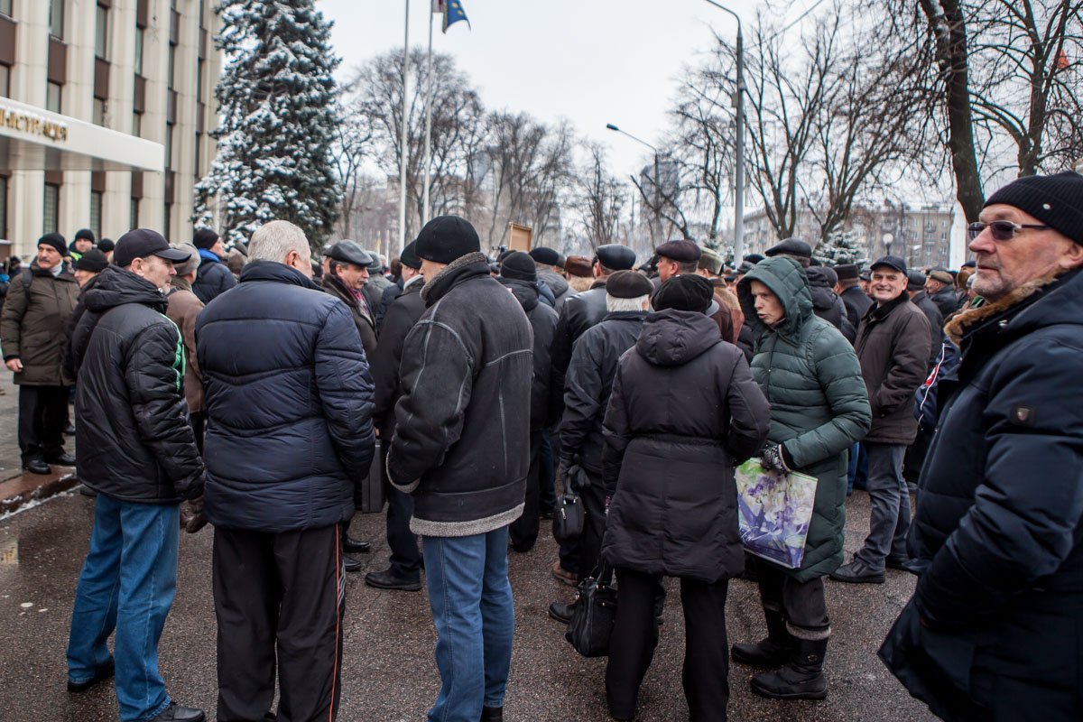 На митинге собралось более 500 человек На митинге собралось более 500 человек