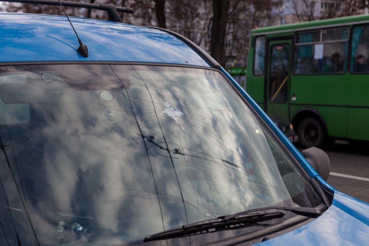 Внезапный удар от токоприемника Внезапный удар от токоприемника