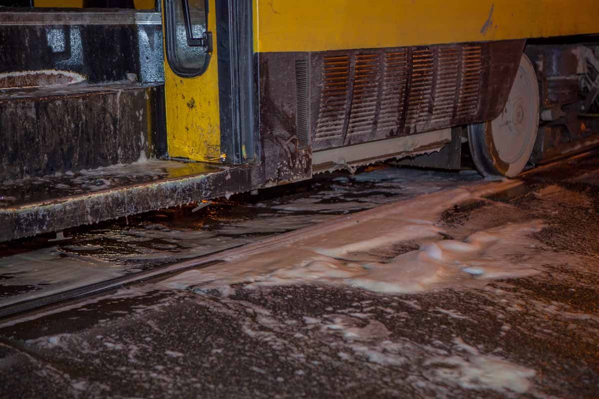 Пожар начался приблизительно в 19:40