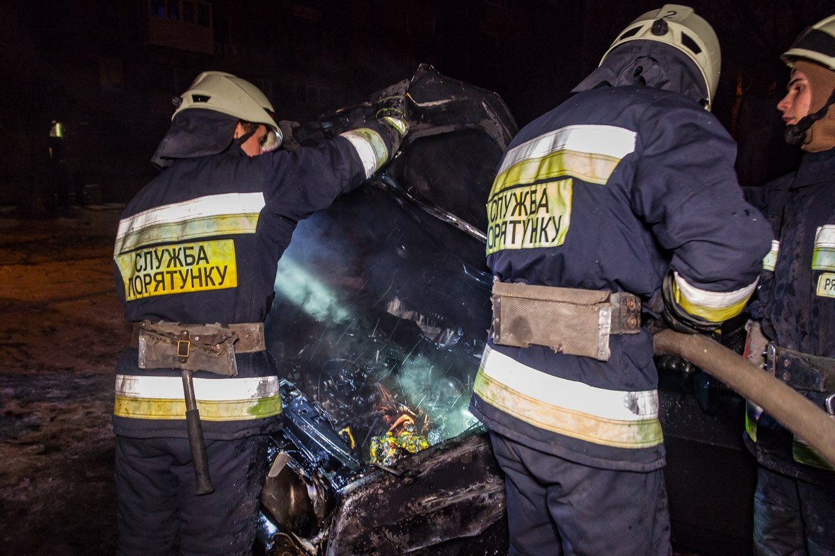 Причиной пожара,по предварительной информации, стало замыкание проводки