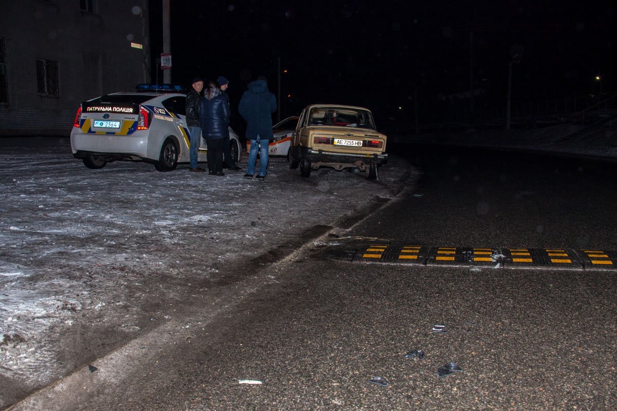 Водитель ВАЗ рассказал, что пешеходов не заметил из-за того, что его «ослепили» Водитель ВАЗ рассказал, что пешеходов не заметил из-за того, что его «ослепили»