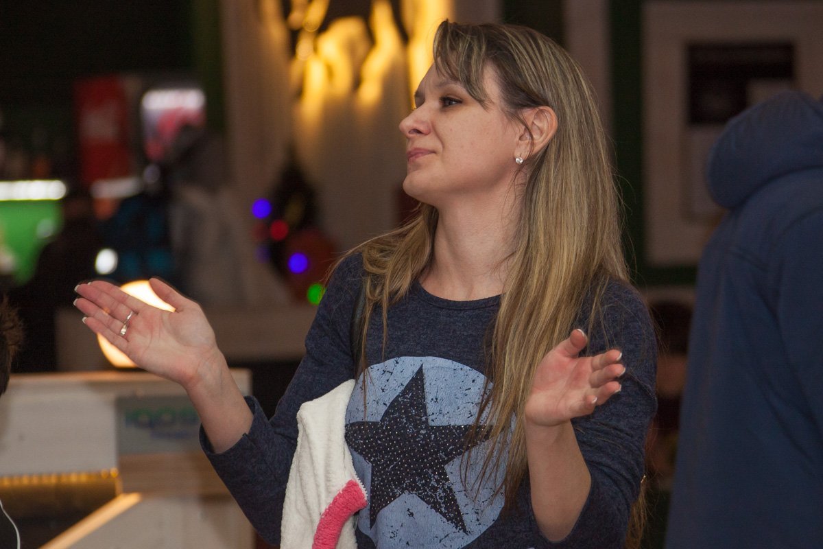 Зрители подпевали юным дарованиям Зрители подпевали юным дарованиям