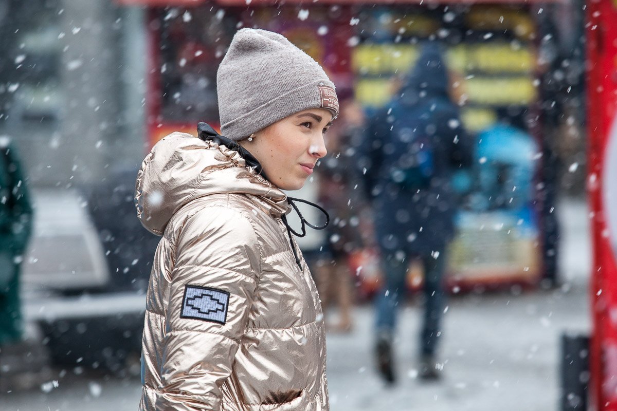 Ты че, снег, думаешь можешь в меня лететь?