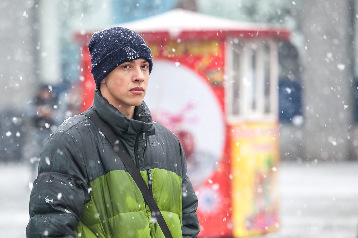 Когда зима только началась, а елку уже разбирают