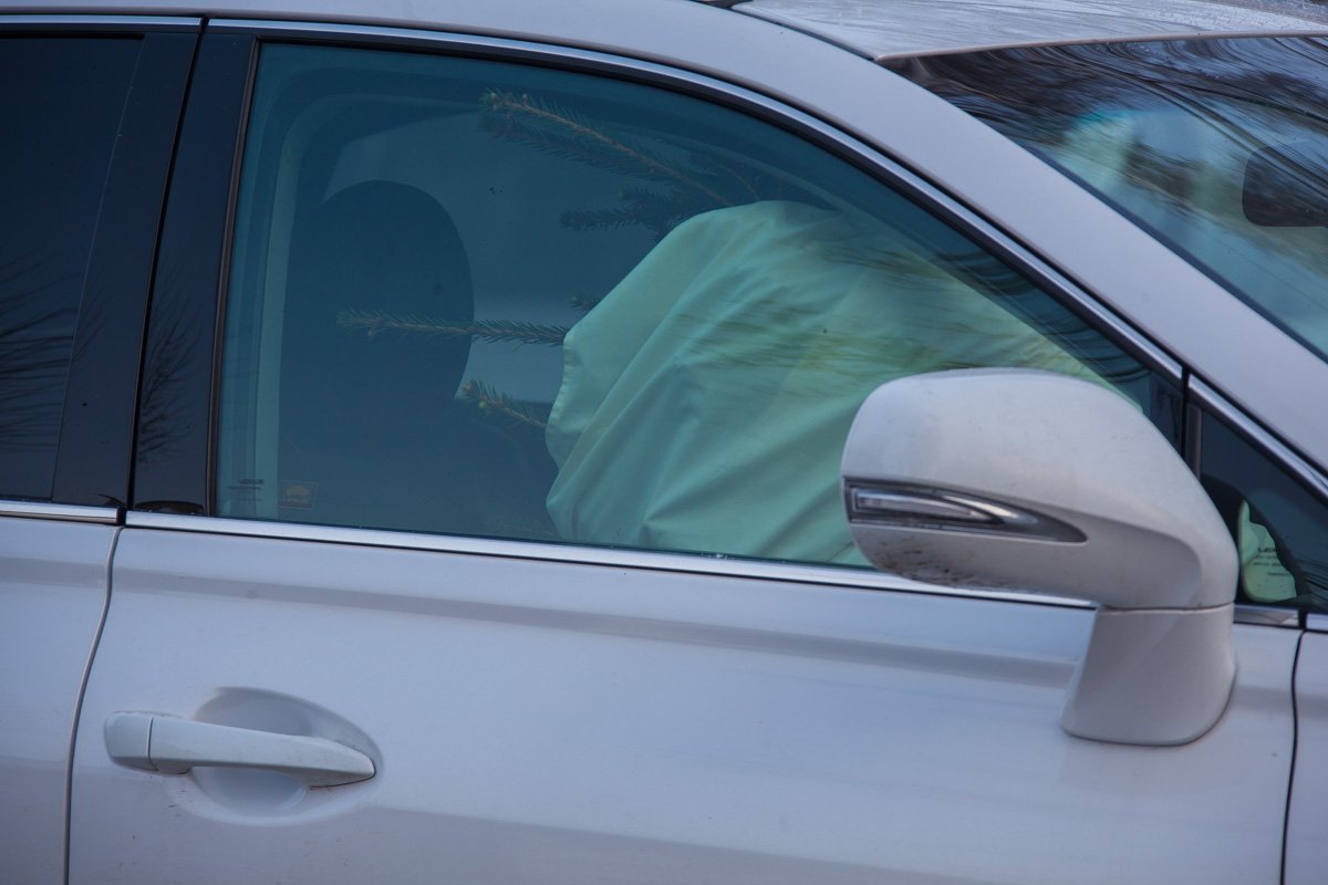 В автомобилях сработали подушки безопасности В автомобилях сработали подушки безопасности